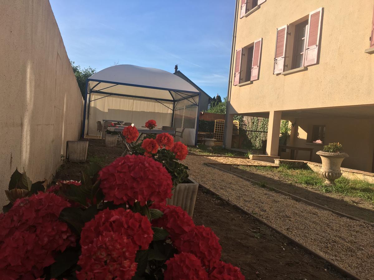 Location Chambres Hotel Joly Dun-le-Palestel Esterno foto